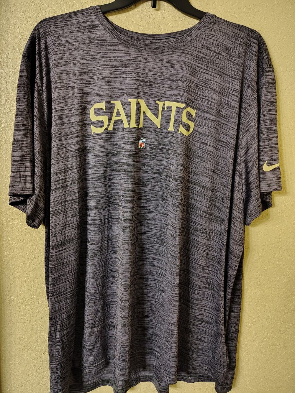 Men's Nike New Orleans Saints Velocity Performance T-Shirt